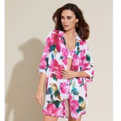 Chemise Fleuri Fond Blanc Angela 7 Chemise Fleuri Fond Blanc Angela -Chic Plage Boutique angela2